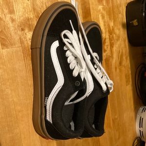Vans low top old school black and white with brown sole mens 5.5 skate shoe